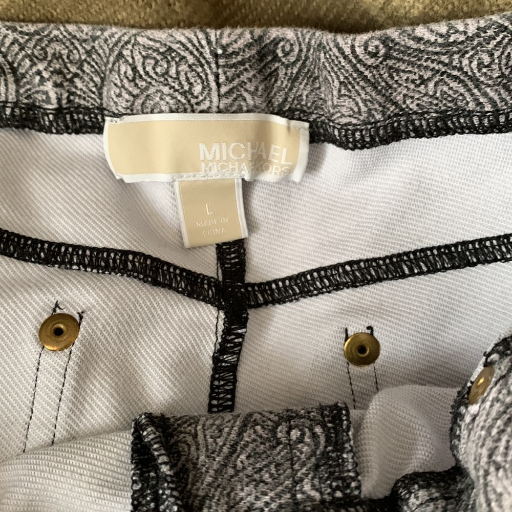 Michael Kors stretch leggings/pants size L grey paisley pattern